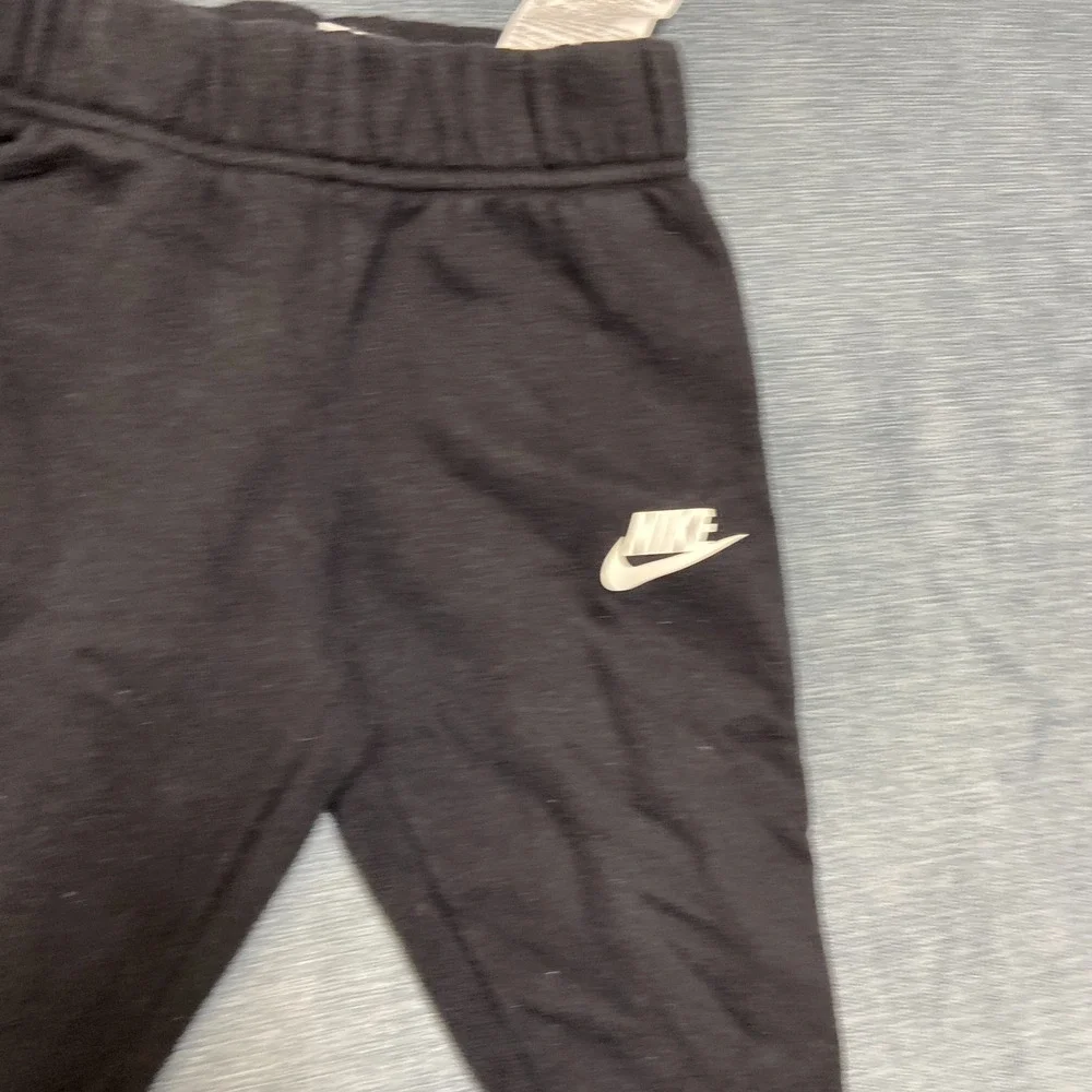 Nike Sweatpants Toddlers 2T Black Swoosh Logo Fleece Lined Elastic Waist Winter